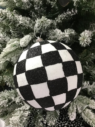 Checkered Ornament 4"